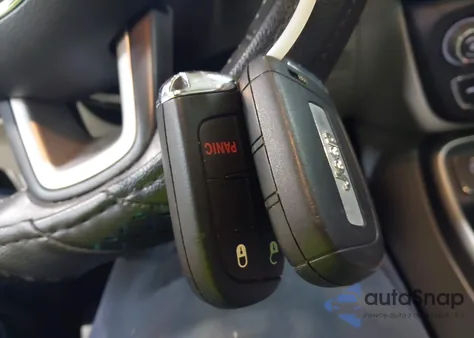 2019 Jeep Compass Sun And Wheel Fwd из США, поврежденный, VIN 3C4NJCBB8KT685910